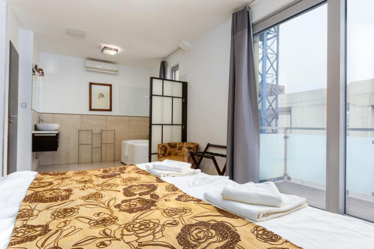 Апартаменти Parliamentpenthouse With Rooftop Terrace Будапешт